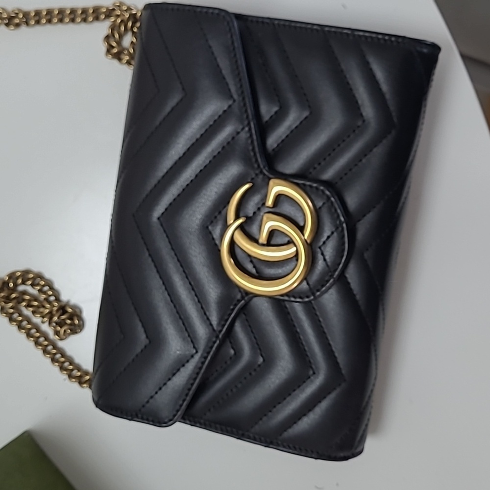 Gucci Marmont Wallet on Chain - Picture 3 of 13